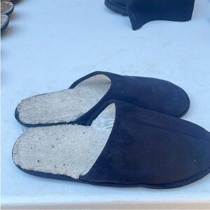 Cozy Black Slippers with White Lining